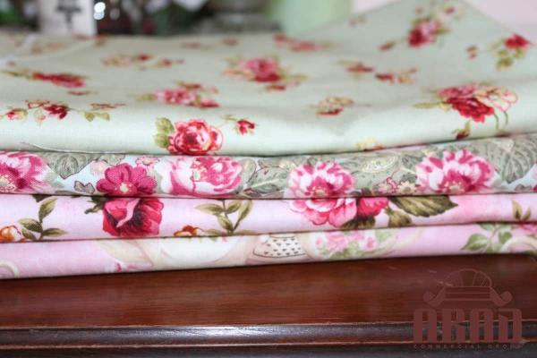 Vintage floral cotton fabric | Buy at a cheap price